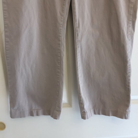 Lee Natural Fit Straight Pants Just Below The Waist Khaki Tan Petite Size 16P - Picture 6 of 6